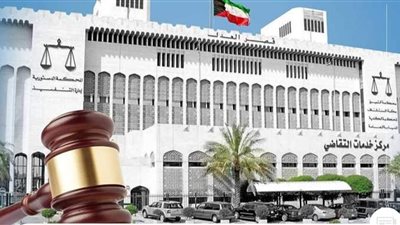 حكم بتعويض كويتي 2000 دينار بعد وضع صورته بالخطأ في إعلان على باصات النقل العام