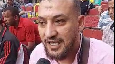 قلق وترقب الجماهير خلال مشاهدة مباراة مصر وغينيا بيساو بتصفيات المونديال.. ومشجع: هنكسب 2ـ 0 | بث مباشر