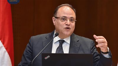 هيئة الدواء: استخدام الذكاء الاصطناعي لتسمية المنتجات الدوائية.. وحوافز استثمارية لدعم الصناعة قريبًا