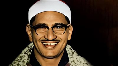 أسرة الشيخ محمد صديق المنشاوي تسلم الإذاعة 25 حفلة لم تُذعْ من قبل| خاص