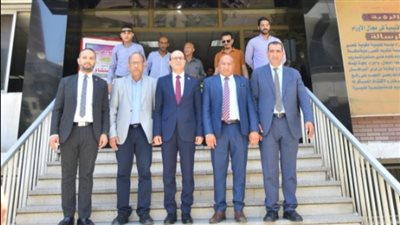 رئيس جامعة أسيوط يفتتح صيدلية التأمين الصحي لمرضى الأورام بمعهد جنوب مصر للأورام