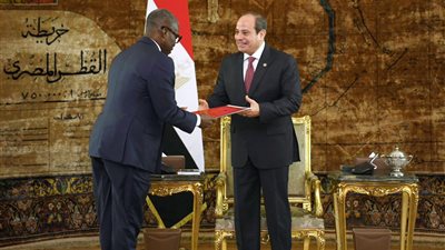 نائب رئيس غينيا: نتطلع للاستفادة من الخبرة المصرية المشهود لها عالميًا في القضاء على فيروس سي