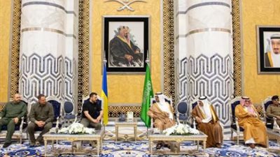 الرئيس الأوكراني يصل إلى مدينة جدة