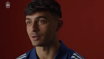 دائمًا أحلم بالوجود هنا.. تعليق بيدري على خوض اليورو الثاني له