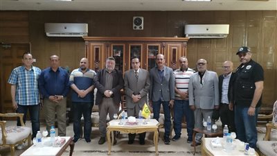 محافظ شمال سيناء يستقبل وفد السفارة الفلسطينية.. ويؤكد: هذا موعد استئناف إدخال المساعدات لغزة