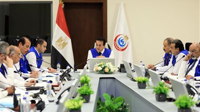 الصحة توجه بتكثيف الحملات الرقابية على المنشآت الغذائية ومكافحة الحشرات خلال أيام العيد