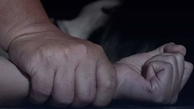 جد يهتك عرض حفيدته القاصر في كفر الشيخ.. ووالد الضحية: أبويا دمرني وضيع مستقبل بنتي | بث مباشر