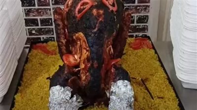 شباب السويس يجهزون 1000 وجبة إفطار للصائمين في يوم عرفة: ديك رومي ووراك فراخ| بث مباشر