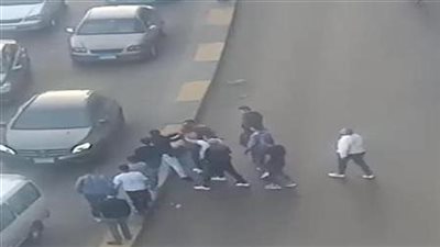 بسبب أسبقية الحلاقة.. طعن طالب بآلة حادة إثر مشاجرة في قنا