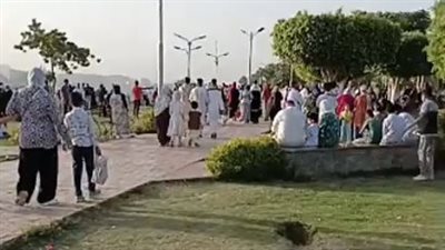 إقبال كبير على كورنيش المنيا في أول أيام عيد الأضحى المبارك | بث مباشر