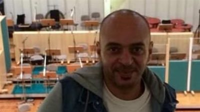 وفاة الموزع الموسيقي عمرو عبد العزيز بعد صراع مع المرض