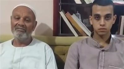 بيوزع كتبه بالمجان.. نجل الدكتور إبراهيم مهدي المتوفى في الحج: طول عمره بيدعي يموت على جبل عرفات |بث مباشر