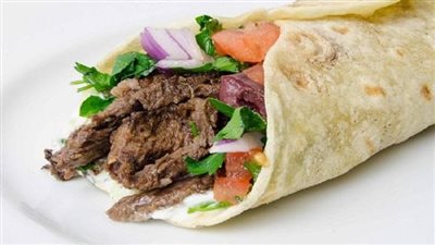 طريقة عمل الشاورما اللحمة.. قطعية الأضحية المناسبة للشاورما ووصفتين لتحضيرها