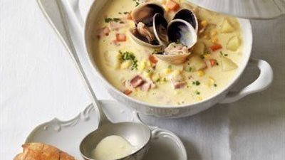 طريقة عمل شوربة السي فود مكتوبة.. وصفة غنية بالفوسفور