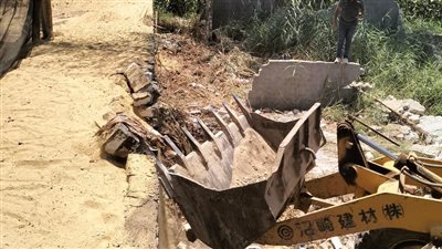 إزالة 53 حالة بناء مخالف وتعديات على الأراضي الزراعية بمحافظة الجيزة