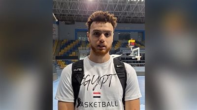 الشيخ لاعب منتخب السلة: مواجهة اليونان الأقوى ونحلم بالتأهل إلى الأولمبياد | خاص