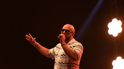 تزامنًا مع إغلاق المجال الجوي.. ما مصير حفل محمود العسيلي في الأردن؟