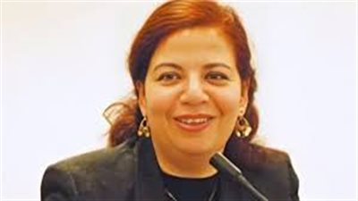 غدا.. نادي القصة وصندوق التنمية الثقافية يكرمان عزة بدر ومحمد الفخراني