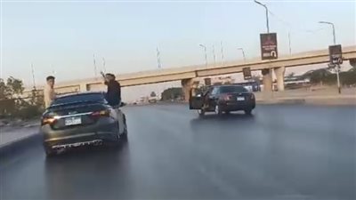 حركات استعراضية.. القبض على سائق سيارة عرض حياة المواطنين للخطر بالشرقية