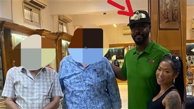 زعم أن المصريين أصلهم سود.. الهجوم على صاحب بازار بسبب دعمه لـ الأفروسنتريك