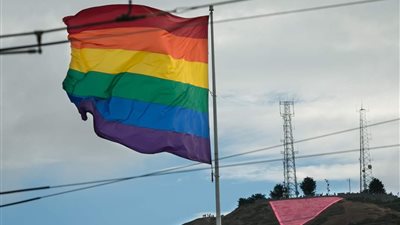 يخدم مرضى الإيدز.. دولة إفريقية تلغي قانون تجريم المثلية الجنسية