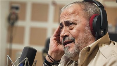 جورج وسوف يشوق جمهوره لـ أحدث أعماله الغنائية بصور من كواليس التسجيل