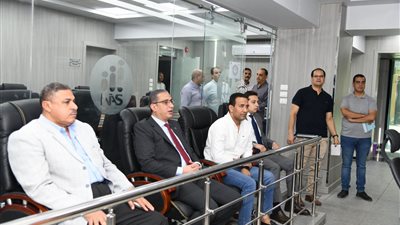 محافظ الفيوم يتابع انتظام لجان امتحانات الثانوية العامة عبر الشبكة الوطنية للطوارئ