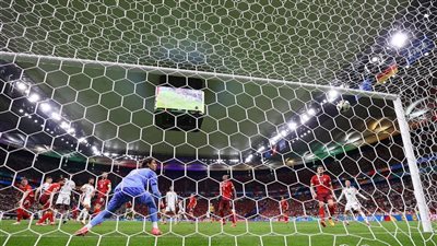 المتأهلان عن المجموعة الأولى إلى دور الـ 16 في يورو 2024