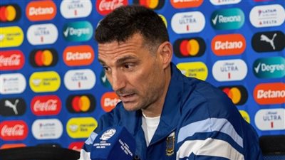 سكالوني: فريقنا يلعب على أساس كيفية إيذاء المنافس.. ونحاول دائمًا التحسن