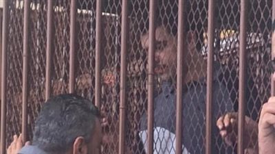 كان بيلمسني وأنا نايم ولقيت كفن في البيت.. المتهم بقتل والده في بورسعيد يكشف أسباب الجريمة