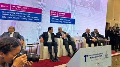 جامعة عين شمس: وحدة السكتة الدماغية بها جهاز قسطرة فريد عالميا لسرعة تشخيص المريض