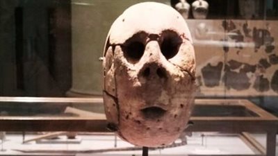 المتحف المصري بالتحرير يعرض رأسًا من الطين تعود إلى 4500 سنة قبل الميلاد| صور