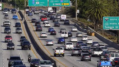 نتائج صادمة.. قرابة نصف مالكي السيارات الكهربائية بأمريكا يرغبون في العودة للسيارات التقليدية 