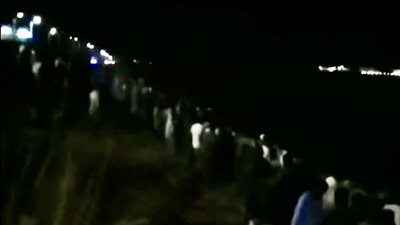 كانوا رايحين فرح.. مصرع طفل وإصابة 4 أشخاص إثر انقلاب سيارة بأسوان