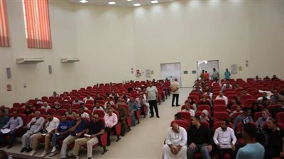 في مزاد علني.. بيع محال تجارية بمدينة قنا الجديدة لتوفير الخدمات للمواطنين