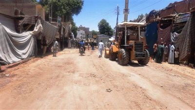 أهالي إدفو يشكرون محافظ أسوان لبدء تطوير شارع السوق بالمركز