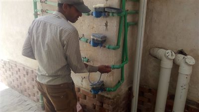 وزير الإسكان: إزالة وصلات المياه الخلسة وتحصيل المديونيات في حملات بـ 3 مدن جديدة