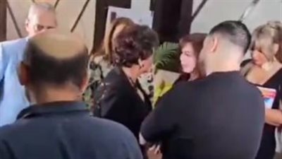 أول تعليق من لبلبة على شجارها مع إلهام شاهين: عنوان مفبرك| خاص