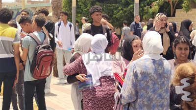 إلغاء امتحانات 5 طلاب بسبب الغش.. التعليم: التاريخ والفيزياء مرّا بسلام