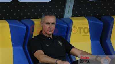لفرض السرية.. جوميز يرفض إعلان قائمة الزمالك لمواجهة طلائع الجيش