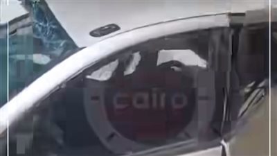 سقوط أتوبيس من أعلى كوبري بالتجمع على عدد من السيارات.. وشاهد عيان: كان نازل بسرعة رهيبة | بث مباشر