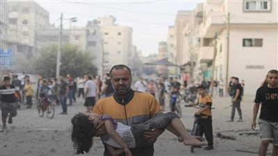 الأزهر: أحد أفراد طاقم طيران أمريكي يحمل شعار علم فلسطين.. والمنظمات الموالية لإسرائيل تروع المدافعين عنها