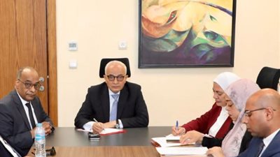 تأكيدا لـ القاهرة 24.. التعليم تقرر منح الدرجة الكاملة للطلاب في 3 أسئلة بالفيزياء