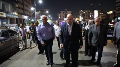 التزام تام في العاصمة بالمواعيد الجديدة لغلق المحلات والمطاعم والمولات التجارية