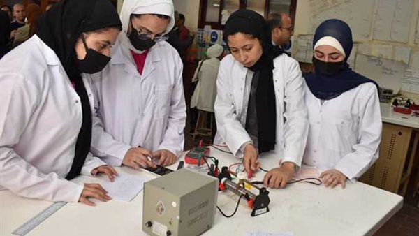 مدارس المتفوقين