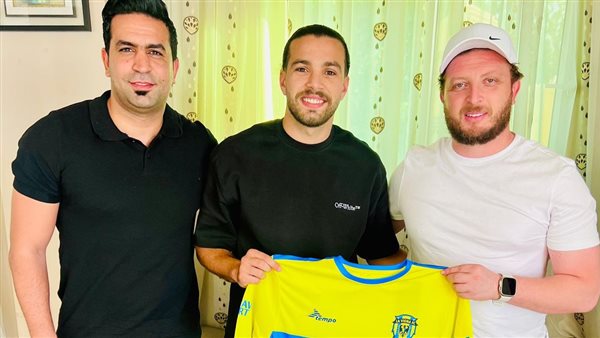 لافيينا يتعاقد مع