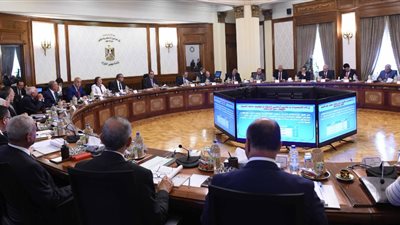 القاهرة والجيزة على رأسهم.. ننشر قائمة المحافظين الجدد  