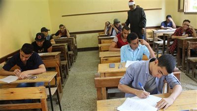 الامتحان الأخير.. طلاب الثانوية الأزهرية بكفر الشيخ يؤدون اليوم امتحان التفسير 