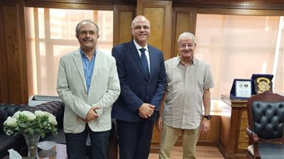 محافظ القليوبية يودع العاملين بشركة المقاولون العرب قبل استلام منصبه الجديد