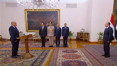 بعد أدائه اليمين الدستورية.. وزير الكهرباء الجديد يتعهد بإنهاء أزمة تخفيف الأحمال| بث مباشر